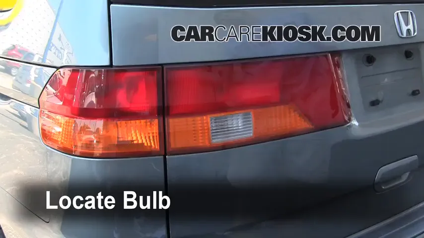 2002 Honda Odyssey EX 3.5L V6 Lights Reverse Light (replace bulb)